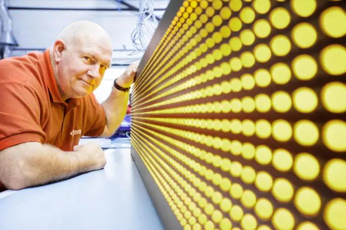 Technologie: Präzision und Innovation im Fokus